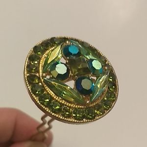Pretty jeweled hairpin